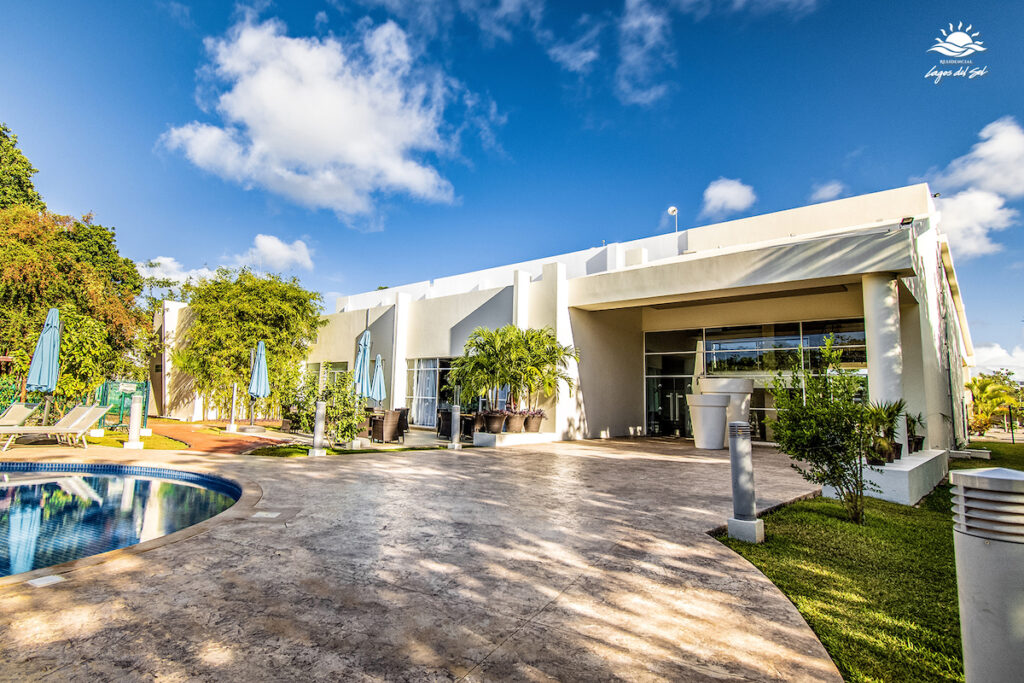 Propiedades e Inmuebles en Cancun - Lagos del Sol Lotes Residenciales